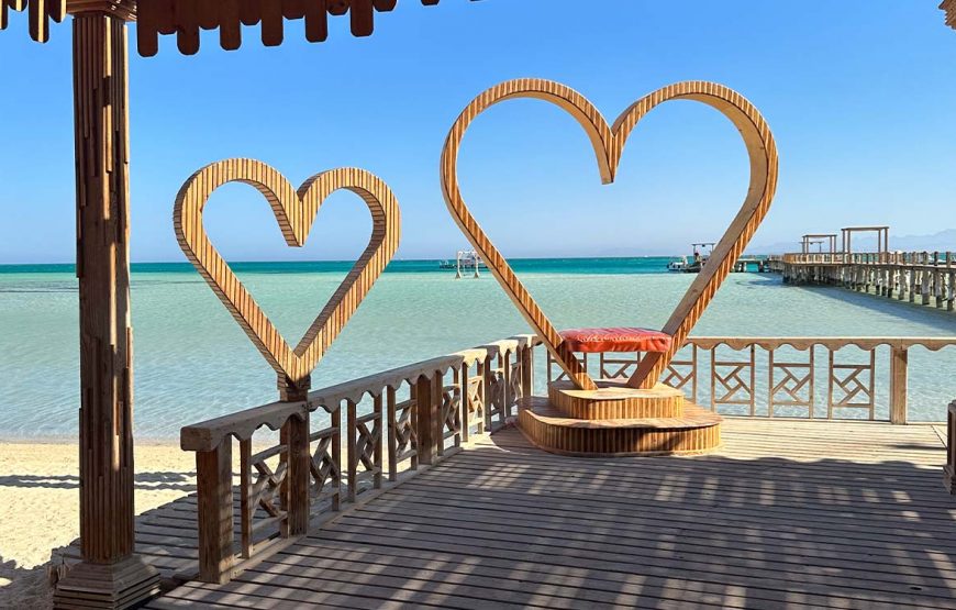 Orange Bay And Snorkeling Cruise Tour With Lunch gallery 4